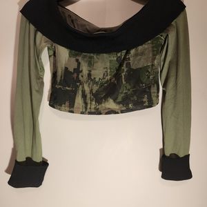 New Crop Top Stylish Trendy Long Sleeve Top Size M
